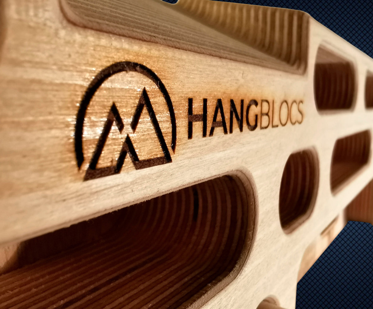 HANGBLOCS MountainGrip - Hangboard mit Klimmzugstangen